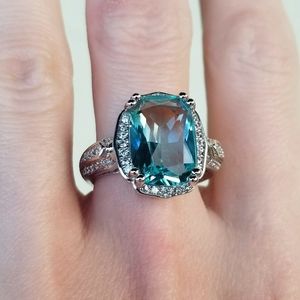 HP🎉S.925-Aquamarine/White Sapphire Ring Sz 9